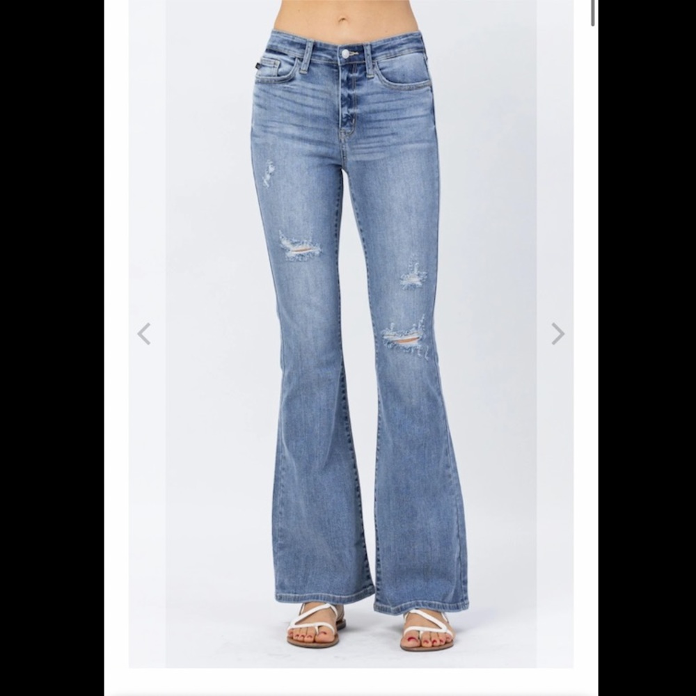 JUDY BLUE HI-RISE DESTROYED FIT & FLARE JEANS 16w